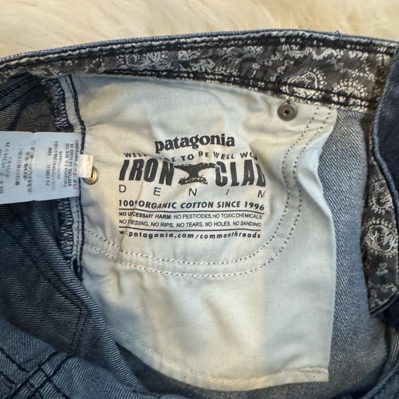 Women’s Patagonia cargo jeans - Picture 8 of 9